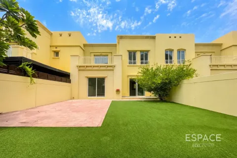 Villa à The Lakes, Dubai, 3 chambres, 233 m², № 122662