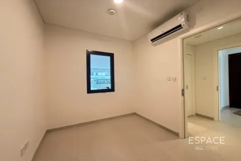 Villa in Jebel Ali, Dubai 4 bedrooms, 280 sq.m. № 122664 - photo 11