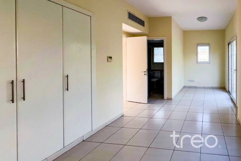 Villa à The Springs, Dubai, 2 chambres, 156.63 m², № 120256 - photo 9