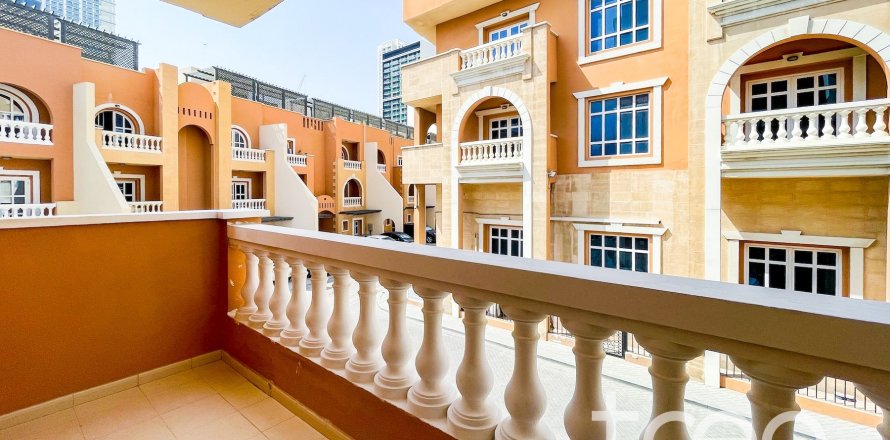 Villa in Jumeirah Village Circle, Dubai 3 bedrooms, 14.68 sq.m. № 120254