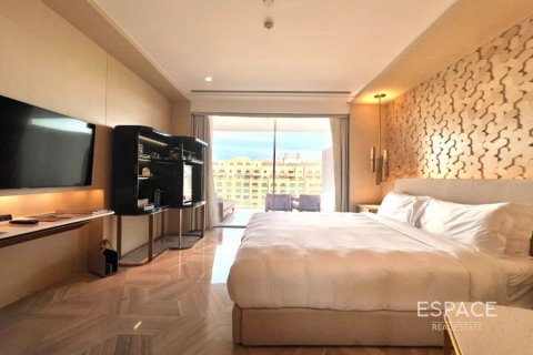 Apartment in Palm Jumeirah, Dubai 57 sq.m. № 70106 - photo 4