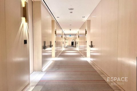 Apartment in Palm Jumeirah, Dubai 57 sq.m. № 70106 - photo 9