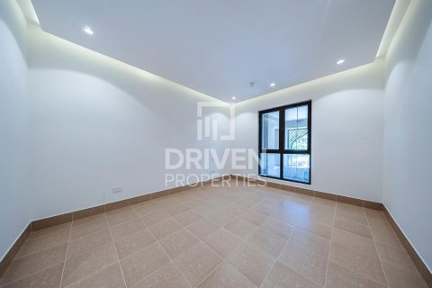 Apartment in Downtown Dubai (Downtown Burj Dubai), Dubai 2 bedrooms, 124.03 sq.m. № 127372 - photo 4