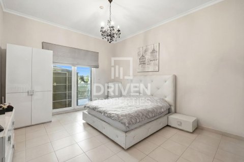 Apartment in Dubai Investment Park, Dubai 2 bedrooms, 143.07 sq.m. № 127379 - photo 7