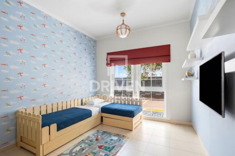 Apartment in Dubai Investment Park, Dubai 2 bedrooms, 143.07 sq.m. № 127379 - photo 11