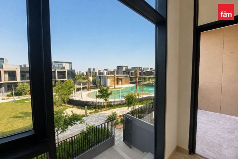 Таунхаус в Дубае, 3 спальни, 168м², № 124986