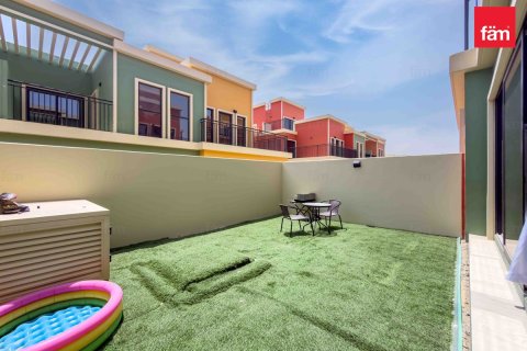 Townhouse in Dubai 4 bedrooms, 144 sq.m. № 124981 - photo 8