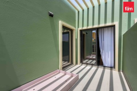 Townhouse in Dubai 4 bedrooms, 144 sq.m. № 124981 - photo 13