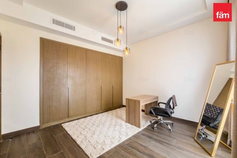 Townhouse in Dubai 4 bedrooms, 144 sq.m. № 124981 - photo 19