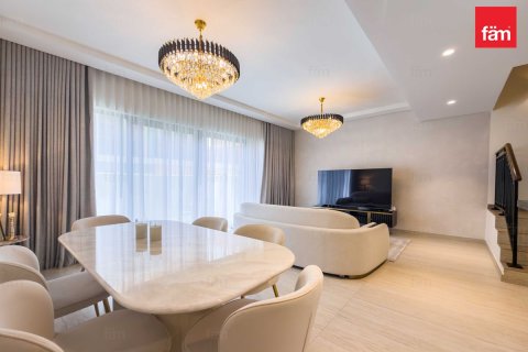 Townhouse in Dubai 4 bedrooms, 144 sq.m. № 124981