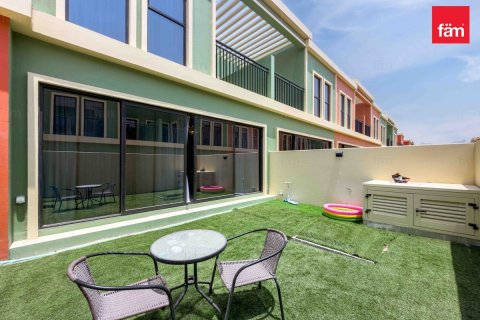 Townhouse in Dubai 4 bedrooms, 144 sq.m. № 124981 - photo 25