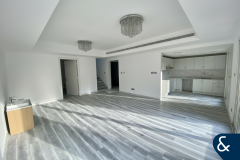 Villa en Springs 4, The Springs, Dubai, 3 dormitorios, 252 m², № 79061 - foto 1