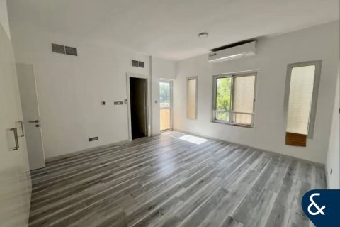 Villa en Springs 4, The Springs, Dubai, 3 dormitorios, 252 m², № 79061 - foto 4