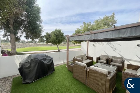 Снять в аренду виллу в Jumeirah Luxury, Джумейра Гольф Эстейтс, Дубай: 4 спальни, 178м², № 79062 - фото 20