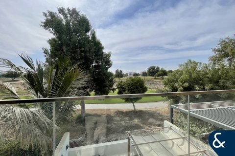 Снять в аренду виллу в Jumeirah Luxury, Джумейра Гольф Эстейтс, Дубай: 4 спальни, 178м², № 79062 - фото 14