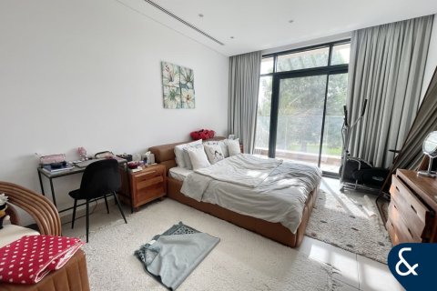 Снять в аренду виллу в Jumeirah Luxury, Джумейра Гольф Эстейтс, Дубай: 4 спальни, 178м², № 79062 - фото 12