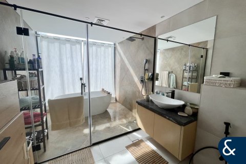 Снять в аренду виллу в Jumeirah Luxury, Джумейра Гольф Эстейтс, Дубай: 4 спальни, 178м², № 79062 - фото 13