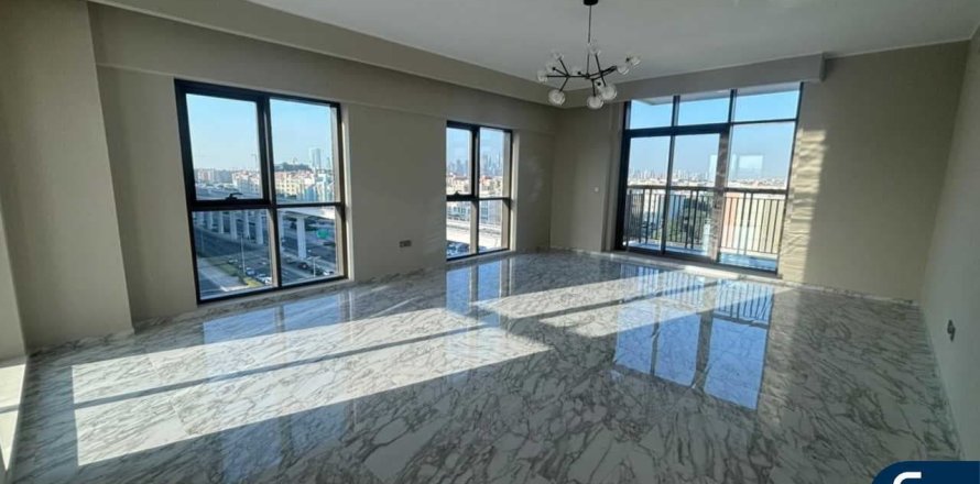 Apartamento en Al Furjan, Dubai, 3 dormitorios, 203 m², № 79063