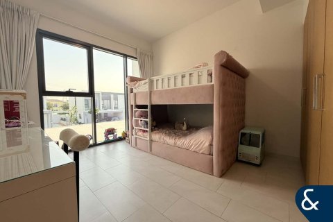 Снять в аренду виллу в Villanova, Dubai Land, Дубай: 4 спальни, 216м², № 79059 - фото 11