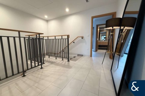 Снять в аренду виллу в Villanova, Dubai Land, Дубай: 4 спальни, 216м², № 79059 - фото 12