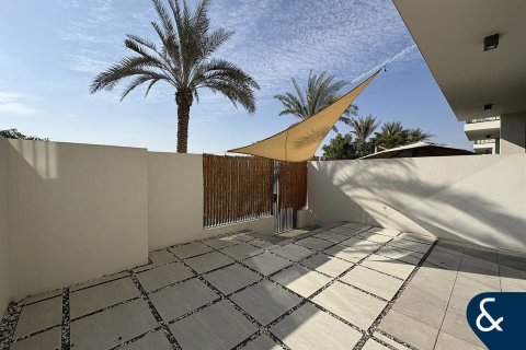 Villa en Joy, Arabian Ranches 3, Dubai, 3 dormitorios, 129 m², № 79064 - foto 1