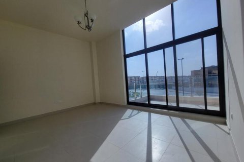Villa in Al Barsha, Dubai 4 bedrooms, 553.78 sq.m. № 52670 - photo 20