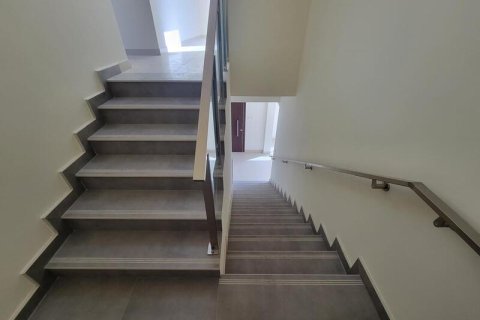 Villa in Al Barsha, Dubai 4 bedrooms, 553.78 sq.m. № 52670 - photo 10