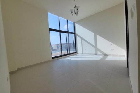 Villa in Al Barsha, Dubai 4 bedrooms, 553.78 sq.m. № 52670 - photo 12