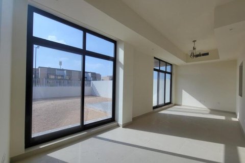 Villa in Al Barsha, Dubai 4 bedrooms, 553.78 sq.m. № 52670 - photo 3