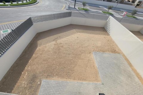 Villa in Al Barsha, Dubai 4 bedrooms, 553.78 sq.m. № 52670 - photo 23
