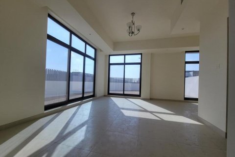 Villa in Al Barsha, Dubai 4 bedrooms, 553.78 sq.m. № 52670 - photo 8