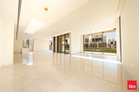 Villa in Dubai Hills Estate, Dubai 5 bedrooms, 662.2 sq.m. № 109173 - photo 4