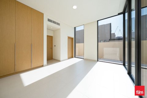 Villa in Dubai Hills Estate, Dubai 5 bedrooms, 662.2 sq.m. № 109173 - photo 11