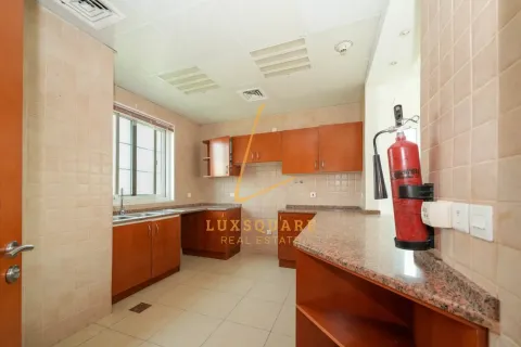 Apartment in Green Community West, Green Community, Dubai 2 bedrooms, 144 sq.m. № 69194 - photo 5