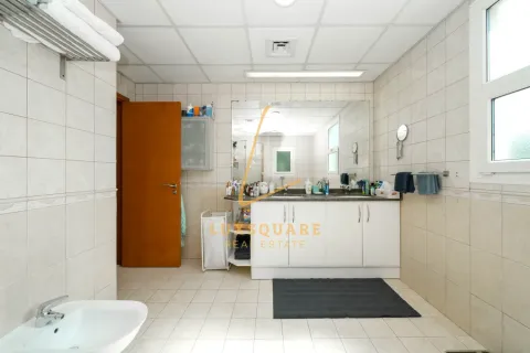 Apartment in Green Community, Dubai 3 bedrooms, 244 sq.m. № 69203 - photo 17