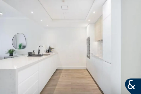 Apartment in The Views, Dubai 1 bedroom, 68 sq.m. № 91569 - photo 8