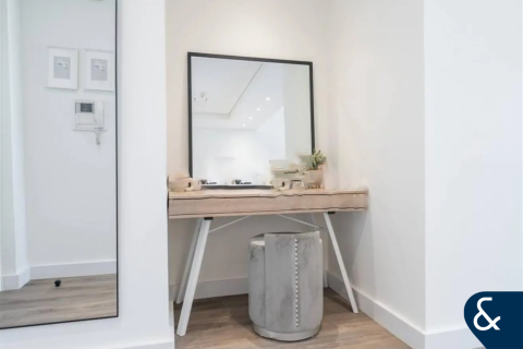 Apartment in The Views, Dubai 1 bedroom, 68 sq.m. № 91569 - photo 16