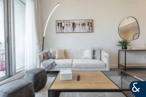 Apartment in The Views, Dubai 1 bedroom, 68 sq.m. № 91569 - photo 4