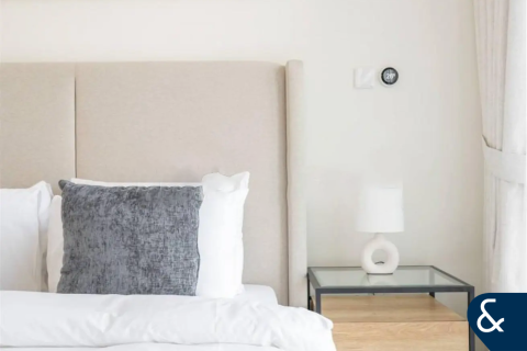 Apartment in The Views, Dubai 1 bedroom, 68 sq.m. № 91569 - photo 13