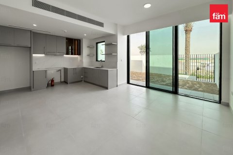 Townhouse in Dubai 3 bedrooms, 145.4 sq.m. № 94577 - photo 15