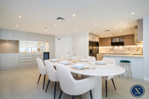 Apartment in Dubai Marina, Dubai 3 bedrooms, 191 sq.m. № 45342 - photo 5