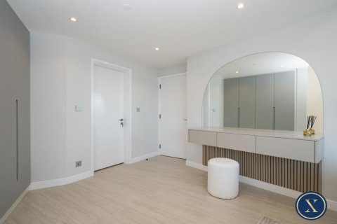 Apartment in Dubai Marina, Dubai 3 bedrooms, 191 sq.m. № 45342 - photo 12