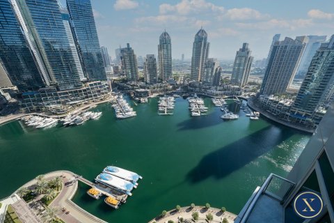 Apartment in Dubai Marina, Dubai 3 bedrooms, 191 sq.m. № 45342 - photo 18