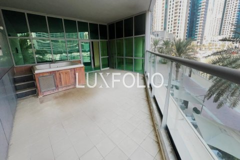 Apartment in Dubai Marina, Dubai 4 bedrooms, 367 sq.m. № 45343 - photo 11