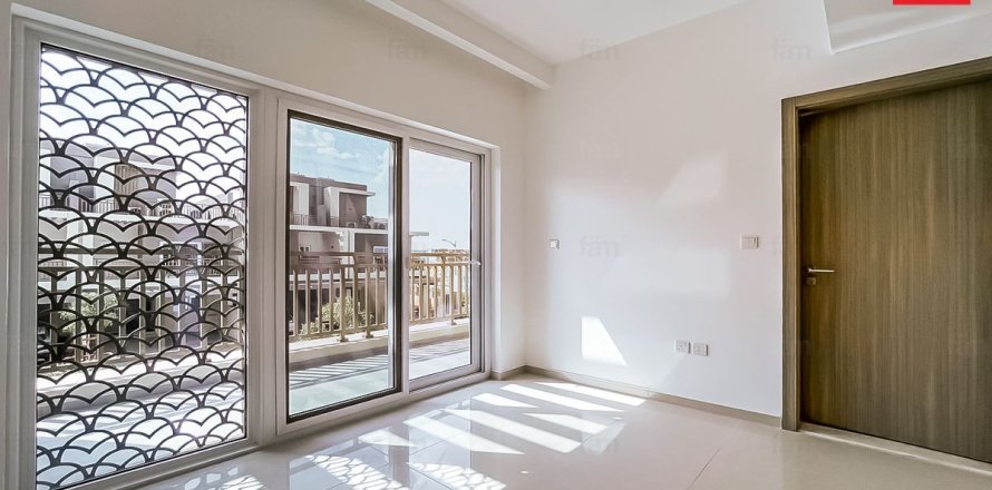 Maison de ville à Dubai, 3 chambres, 180.7 m², № 91717