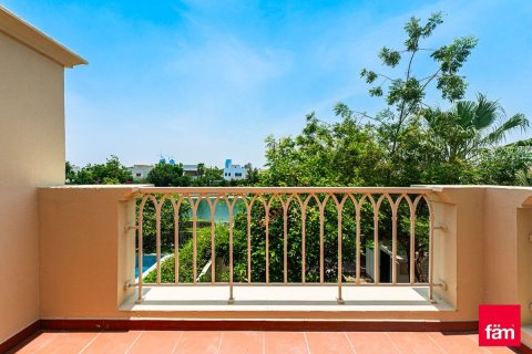 Villa en Dubai, 3 dormitorios, 255.3 m², № 113215 - foto 2