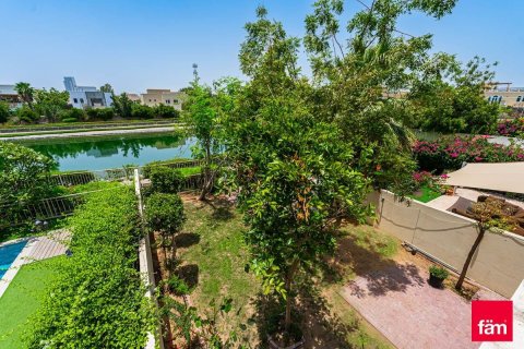 Villa en Dubai, 3 dormitorios, 255.3 m², № 113215 - foto 11