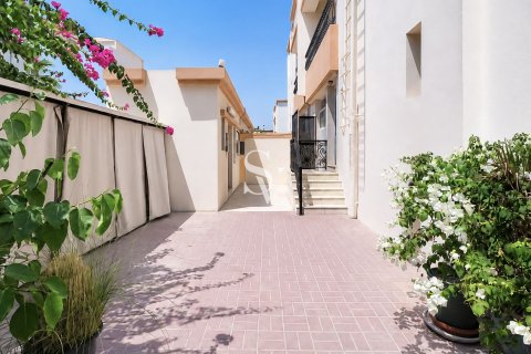 Villa à Umm Suqeim, Dubai, 4 chambres, 1375 m², № 113218 - photo 29
