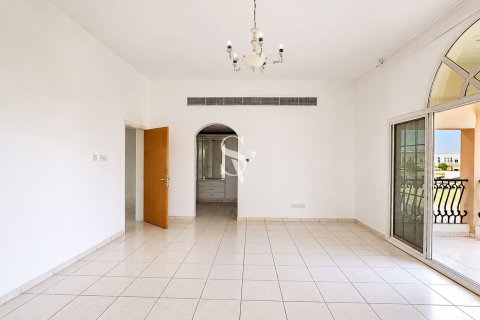 Villa à Umm Suqeim, Dubai, 4 chambres, 1375 m², № 113218 - photo 23