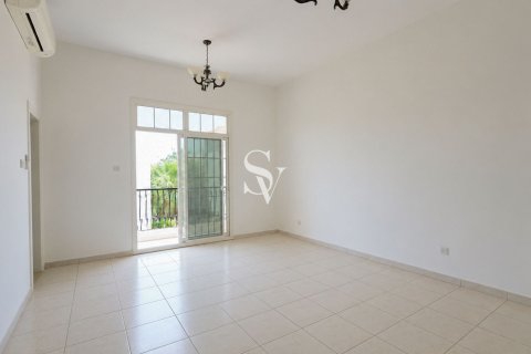 Villa à Umm Suqeim, Dubai, 4 chambres, 1375 m², № 113218 - photo 13